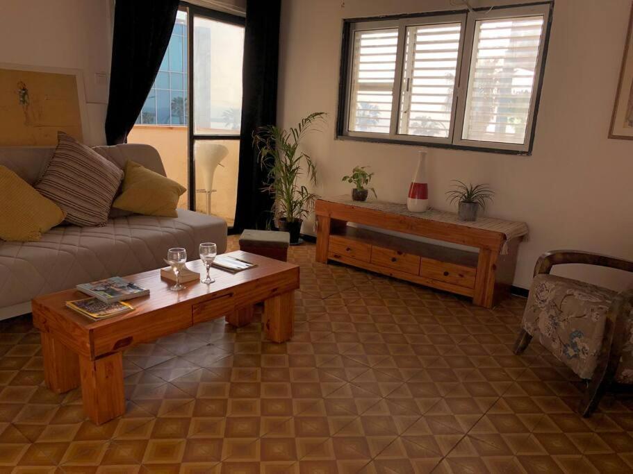 Entire Apartment Facing The Sea Tel Aviv Buitenkant foto